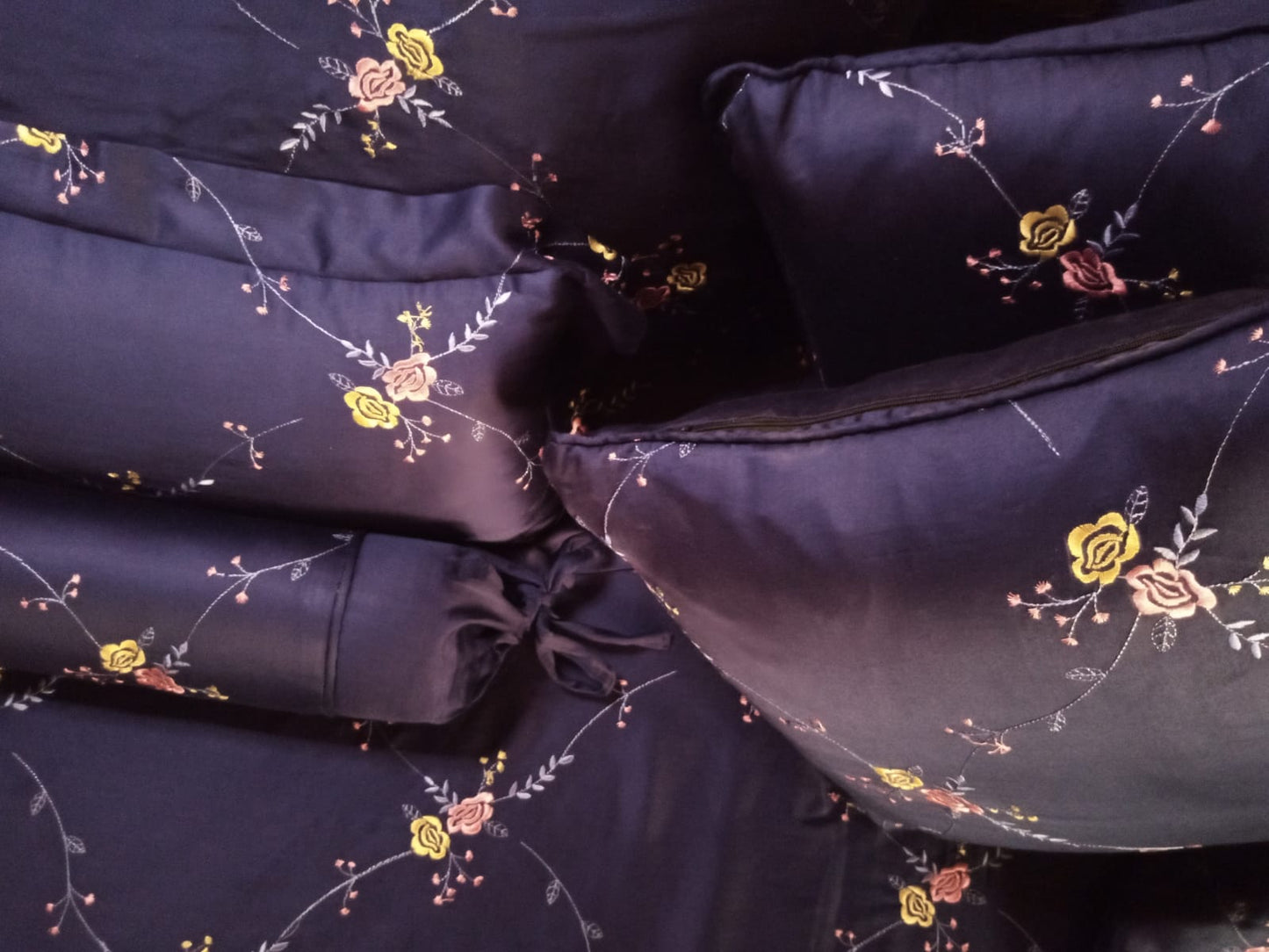 Embroidered Bedding Set 14 pcs Navy T300 Cotton Satin